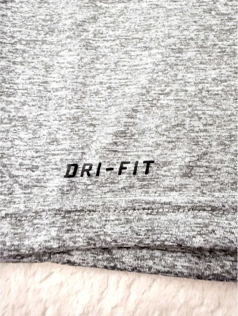 Nike Dri-FIT Men’s L Gray Long Sleeve Indiana Primetime Basketball Shirt
